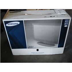40 INCH SAMSUNG WIDE LCD TV