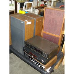 4 VINTAGE SPEAKERS AND VARIOUS STEREO COMPONENTSS