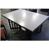 Image 1 : DINING TABLE AND THREE UPOLSTERED MODERN DINING CHAIRS
