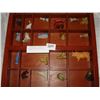 Image 2 : DISPLAY BOX WITH LIPTON TEA FIGURES