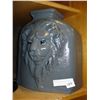 Image 2 : CLAY LION VASE AND WOOD SHELF