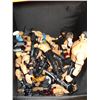 Image 1 : BOX OF 21 WRESTLING FIGURES