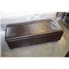 Image 1 : LEATHER STORAGE BENCH