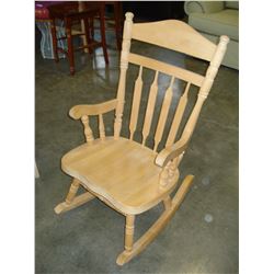 MAPLE ROCKER