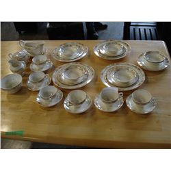 ENGLISH GRINDLEY DISH SET CHINA