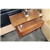 Image 2 : OAK ONE DRAWER SIDE TABLE