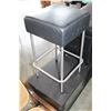Image 2 : BLACK LEATHER AND METAL STOOL