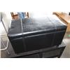Image 1 : LEATHER STORAGE OTTOMAN