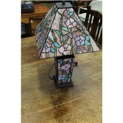 LEADED GLASS LAMP