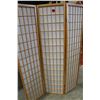 Image 2 : MAPLE ROOM DIVIDER