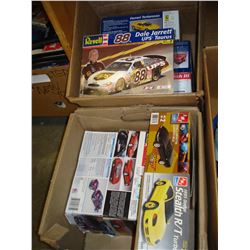 LOT OF 8 CAR MODEL KITS