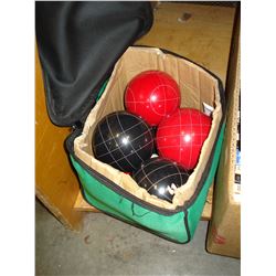 BOCCI BALL SET IN CASE