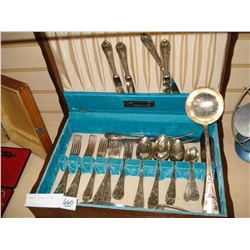 COMMUNITY FLATWARE IN CASE