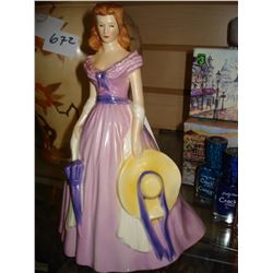 GOEBEL FIGURE SOUTHERN BELLE