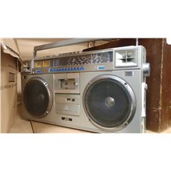 JVC M70 BOOMBOX