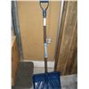 Image 1 : BLIZZARD SNOW SHOVEL