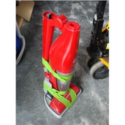 DIRT DEVIL CORDLESS VACUUM
