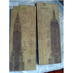 PAIR OF NEW YORK CITY PRINTS