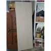 Image 1 : 6 FOOT 1 INCH BY 25 1/2 INCH COUNTER TOP