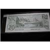 Image 2 : Canadian Twenty Dollar Bill