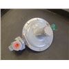 Image 1 : Fisher Controls Gas Regulator, No P/N
