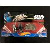 Image 1 : STAR WARS "THE FIGHTER VS. MILLENNIUM FALCON" DIE-CAST HOT WHEELS