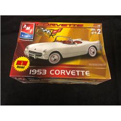 AMT/ERTL 1953 CORVETTE 1:25 MODEL KIT IN BOX