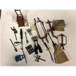 1970-80'S ORIGINAL STAR WARS WEAPONS/ PARTS LOT