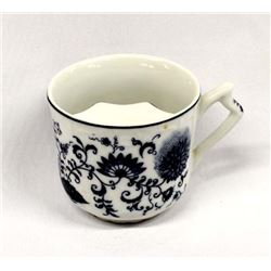 Vintage Estate Blue Onion Moustache Cup