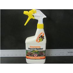 New 32 fl oz. Spray Dog & Cat Repellant / keep cat's out of flower beds.