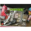 Image 1 : Flat full of Kitchen items / set of 4 spreders / peeler / can opener / grader
