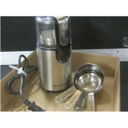 Stainless steel Coffee Grinder / and set of 4 measuring cups
