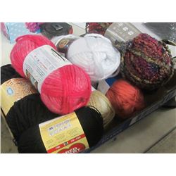 Flat of assorted Yarn / 8 skeins