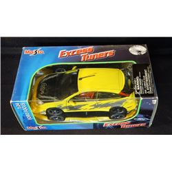 Maisto 1:24 Yellow Ford Focus Die-Cast Car