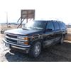 Image 3 : 1996 Chevrolet  1500 Suburban- 4X4- Automatic- Runs and Drives Great- Good Rubber