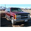 Image 1 : 1998 Chevrolet Suburban- 4X4- Automatic- Runs and Drives- Engine Needs Replaced- 212,794- Clear MT T