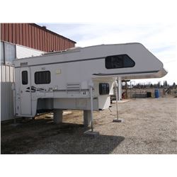 2002 Lance Cabover Slide-In Pick Up Camper- 6' Slide Out- Side Door- Gas- Electric Fridge- Microwave
