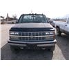 Image 2 : 1989 Chevy C3500 4X4 Dually Pick Up- Fuel Injected 454- Automatic- Gear Vender Overdrive- Gooseneck
