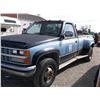 Image 3 : 1989 Chevy C3500 4X4 Dually Pick Up- Fuel Injected 454- Automatic- Gear Vender Overdrive- Gooseneck
