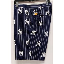 LOUDMOUTH YANKEES PINSTRIPE SHORTS SIZE 36