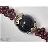 Image 2 : 50) GENUINE GARNET FLEXIBLE BRACELET WITH ONYX