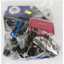 LARGE BAG OF ASSORTED DIGITAL CAMERAS/CAMCORDERS