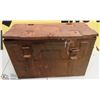 Image 1 : 1945 AMMUNITION BOX.