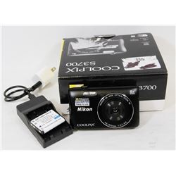 NIKON COOLPIX S3700 DIGITAL CAMERA 20.1 PIXELS