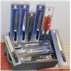 Image 1 : TOTE OF ASSORTED KITCHEN KNIVES