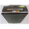 Image 1 : GBC SHREDMASTER PAPER SHREDDER