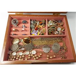 1 - PETITE POINT JEWELRY BOX