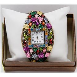 BOX W/FASHION WATCH W/VARIOUS STONES -