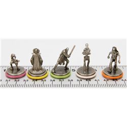 5 COLLECTIBLE STAR WARS FIGURINES