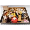 Image 1 : FLAT OF SMALL INDOOR / OUTDOOR COLLECTIBLES